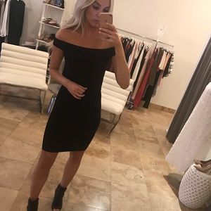 Elizabeth and James dress